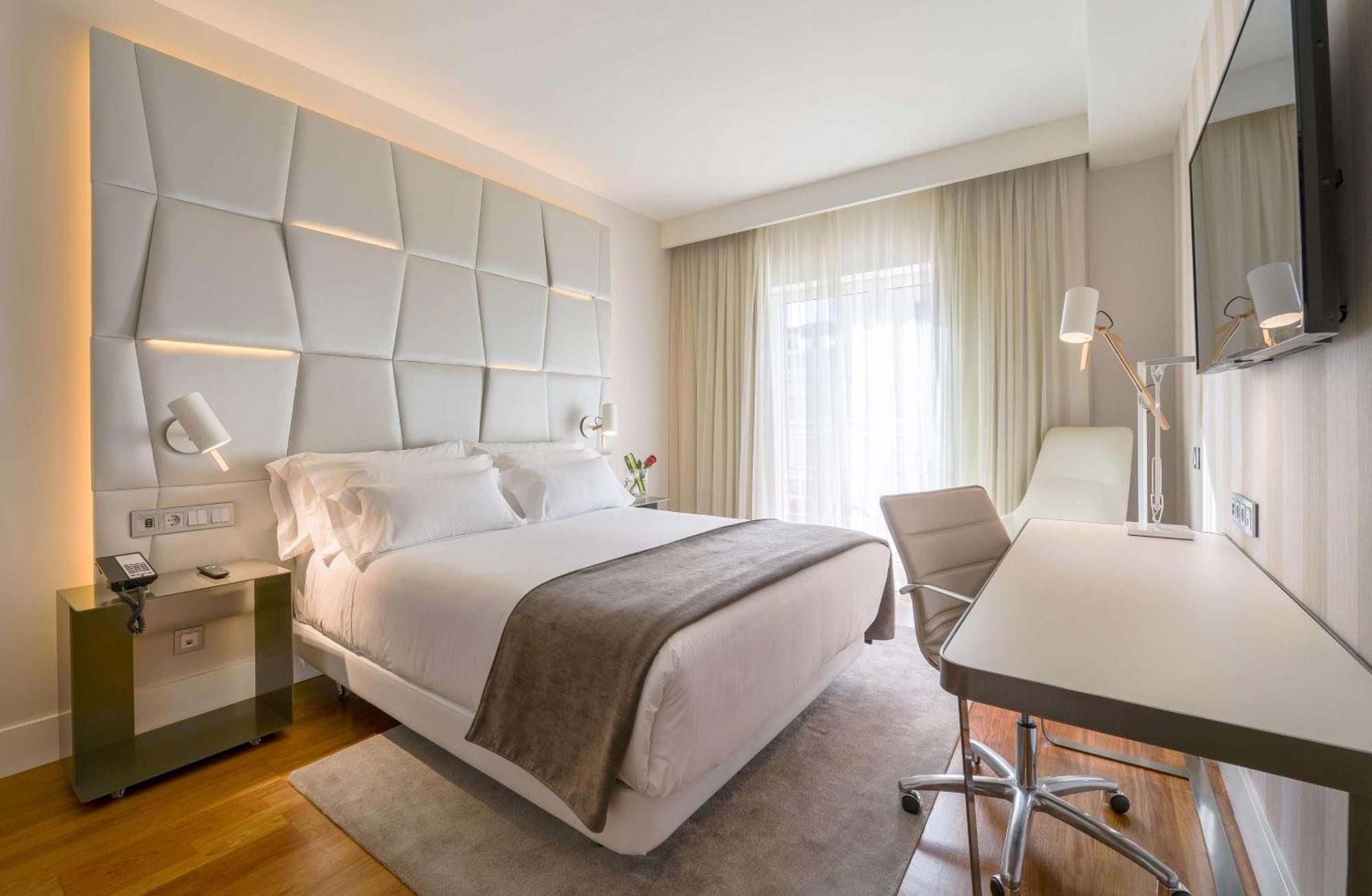 Отель Nh Collection Madrid Colon Экстерьер фото